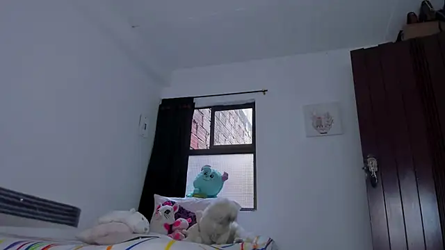 AlondraDiossa03 online show from 09/26/25, 06:26