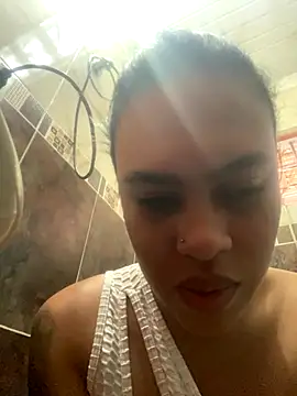 AlondraDiossa03 online show from 12/19/25, 07:16