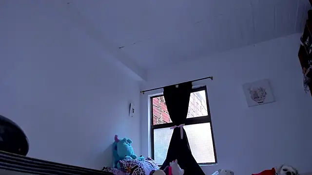 AlondraDiossa03 online show from 10/15/25, 06:05