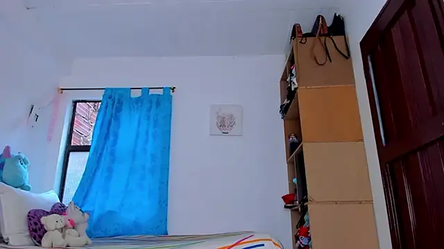 AlondraDiossa03 online show from 11/08/25, 08:23