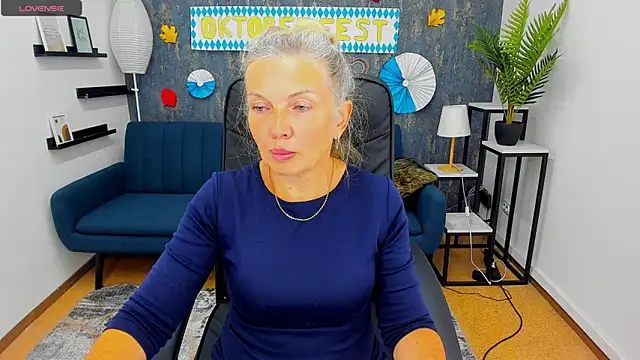 Snapshot of Abby_Moore_ chatting on 09/10/25, 12:26 Abby Moore online show from 09/10/25, 12:26