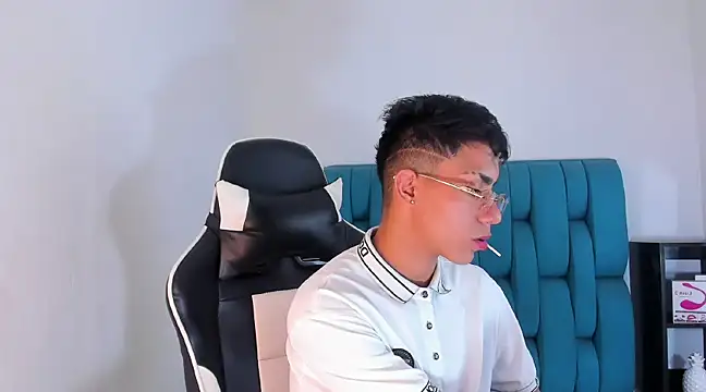 AlanNaughty online show from 02/02/25, 04:26