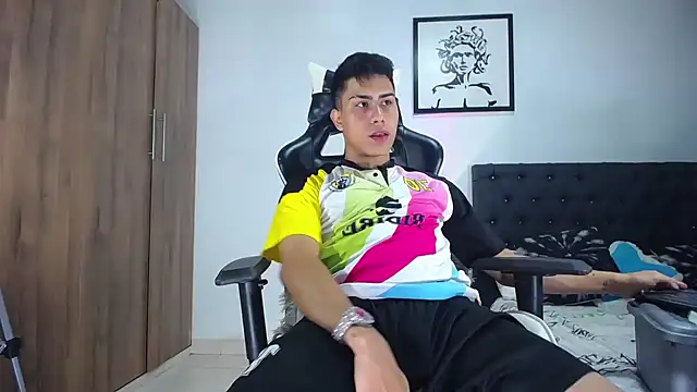 AlanNaughty online show from 10/07/25, 10:00