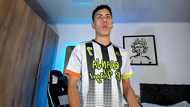 AlanNaughty online show from 04/14/26, 11:32