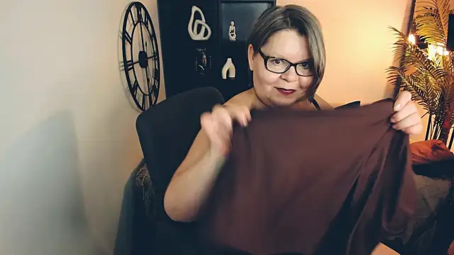 Shannonshine online show from 03/03/26, 01:51