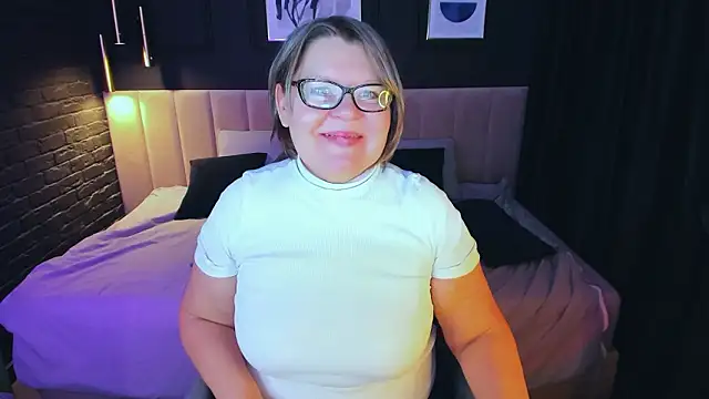 Shannonshine online show from 03/11/26, 05:23