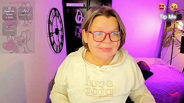 Shannonshine online show from 03/17/26, 05:21