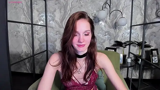 Snapshot of MirandaGlow chatting on 02/27/25, 12:01 MirandaGlow online show from 02/27/25, 12:01