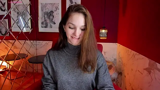 Snapshot of MirandaGlow chatting on 01/21/25, 05:49 MirandaGlow online show from 01/21/25, 05:49