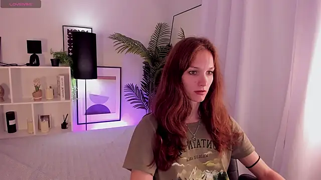 MirandaGlow online show from 07/25/26, 05:37
