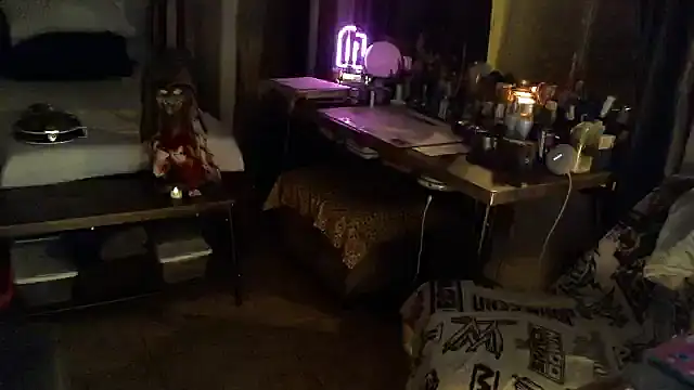 mycock2474u online show from 10/02/25, 06:17