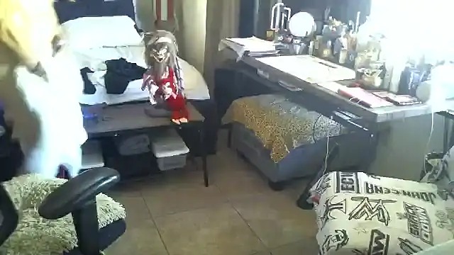 mycock2474u online show from 10/04/25, 06:31