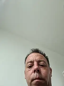 Snapshot of david_geam chatting on 09/29/25, 05:58 david geam online show from 09/29/25, 05:58