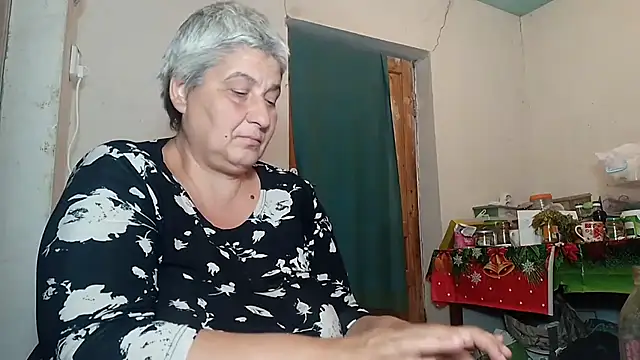 ExquisiteMature online show from 10/12/25, 10:22