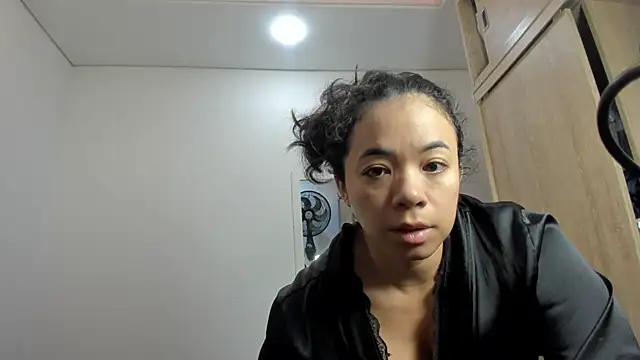 carolgaita online show from 04/10/26, 10:33