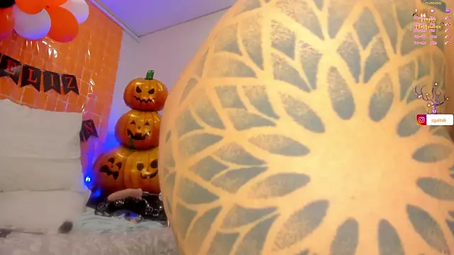 carolgaita online show from 10/30/25, 11:08