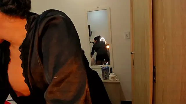 carolgaita online show from 11/05/25, 11:02