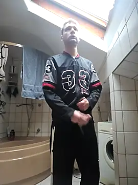 AnubisTVirus online show from 12/15/25, 08:20