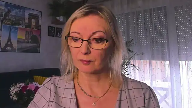 vanessa chat online show from 02/16/26, 02:27