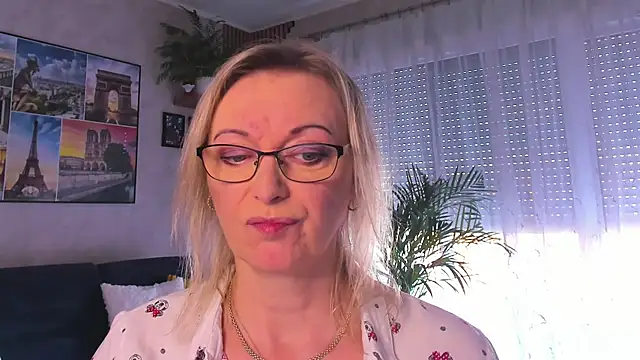 vanessa chat online show from 04/09/26, 01:39