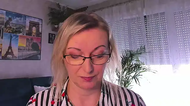 vanessa chat online show from 03/24/26, 02:28