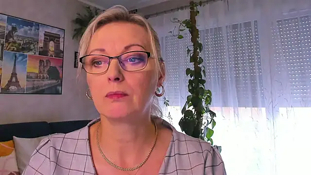 vanessa chat online show from 10/01/25, 01:26