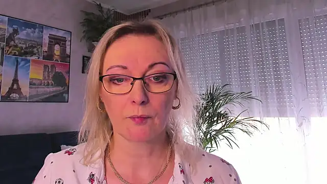vanessa chat online show from 03/26/26, 02:15