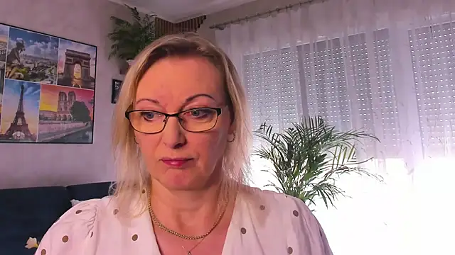 vanessa chat online show from 04/08/26, 01:34