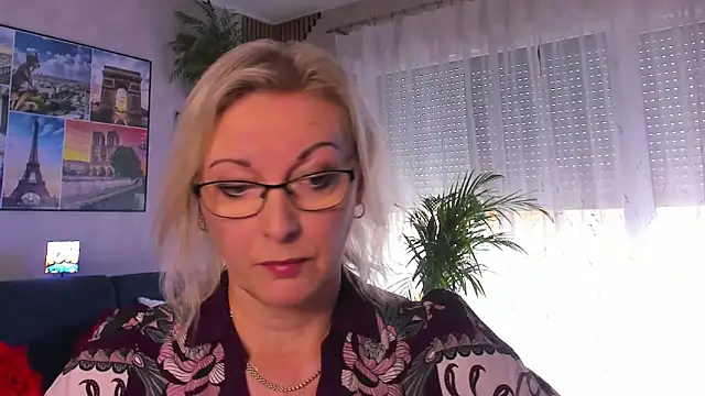 Snapshot of vanessa_chat chatting on 06/03/26, 01:23 vanessa chat online show from 06/03/26, 01:23