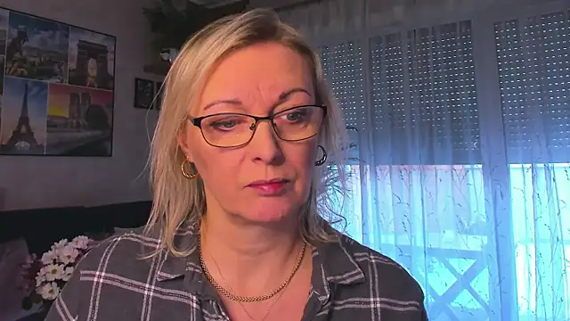 vanessa chat online show from 01/06/26, 02:21