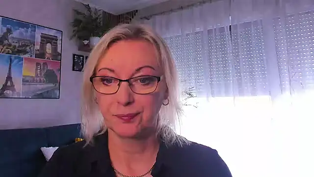 vanessa chat online show from 05/04/26, 01:25