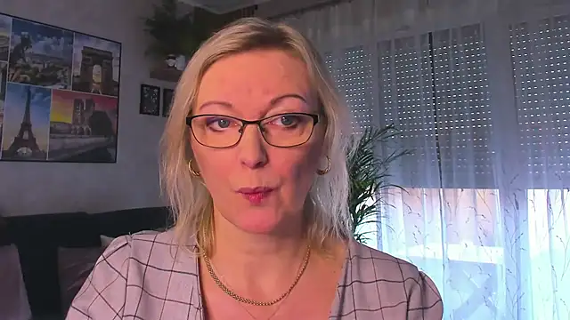 vanessa chat online show from 01/18/26, 02:20