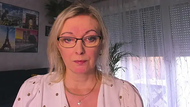 vanessa chat online show from 02/11/26, 02:28