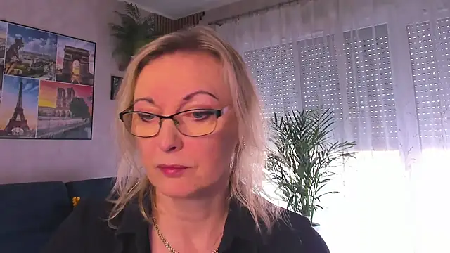 vanessa chat online show from 03/11/26, 02:22