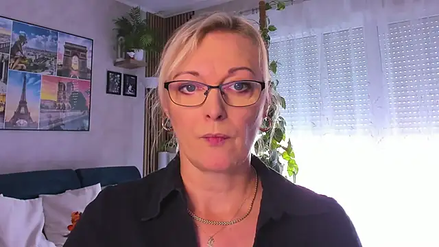 vanessa chat online show from 09/09/25, 01:20