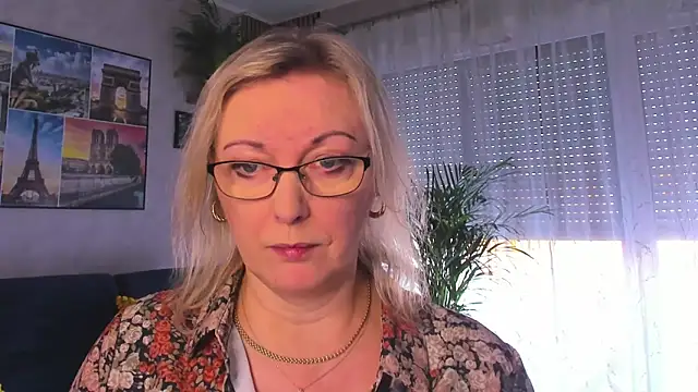 vanessa chat online show from 02/25/26, 02:17