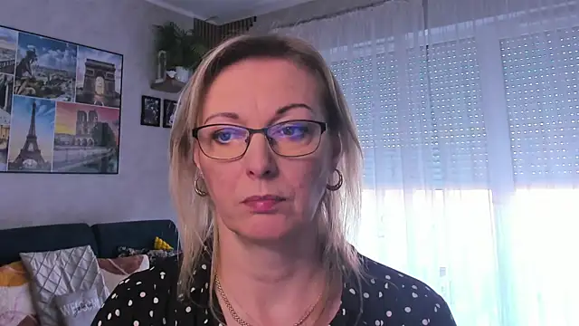 Snapshot of vanessa_chat chatting on 03/19/25, 02:24 vanessa chat online show from 03/19/25, 02:24