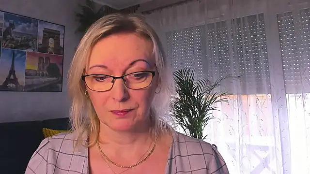 vanessa chat online show from 03/15/26, 02:24
