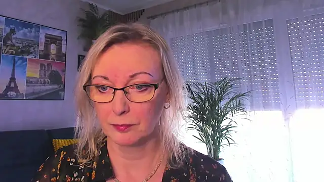 vanessa chat online show from 03/12/26, 02:21