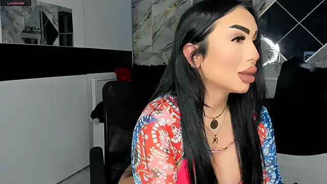 Snapshot of mistress_meryem chatting on 03/14/25, 11:11 mistress meryem online show from 03/14/25, 11:11