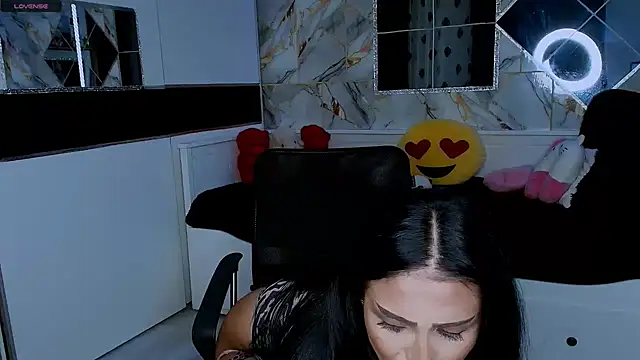 Snapshot of mistress_meryem chatting on 09/09/25, 10:52 mistress meryem online show from 09/09/25, 10:52