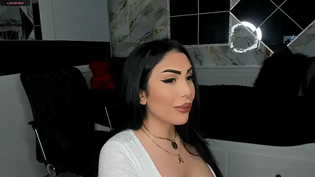 Snapshot of mistress_meryem chatting on 02/28/25, 01:37 mistress meryem online show from 02/28/25, 01:37