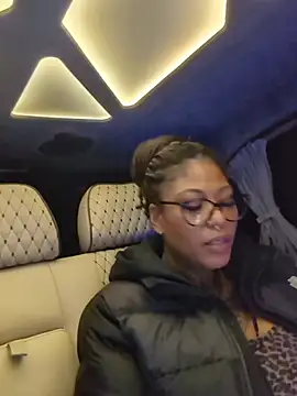 Snapshot of DarkDea chatting on 02/08/26, 10:29 DarkDea online show from 02/08/26, 10:29