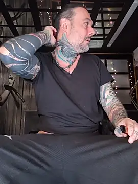 Snapshot of DarkDea chatting on 03/01/26, 01:11 DarkDea online show from 03/01/26, 01:11