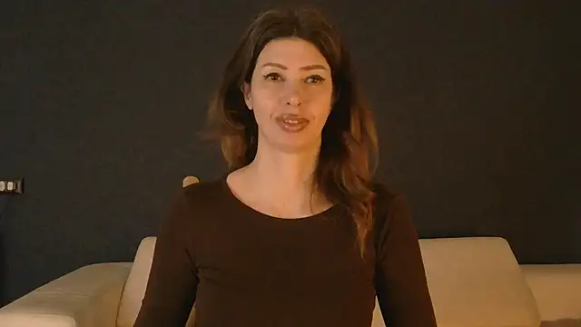 WhiteQueen888 online show from 04/15/26, 06:52