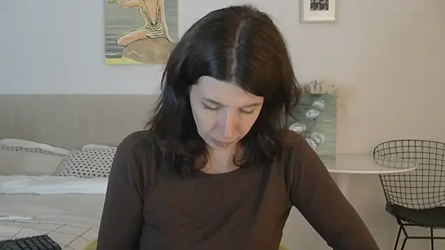 Snapshot of WhiteQueen888 chatting on 07/13/26, 07:13 WhiteQueen888 online show from 07/13/26, 07:13