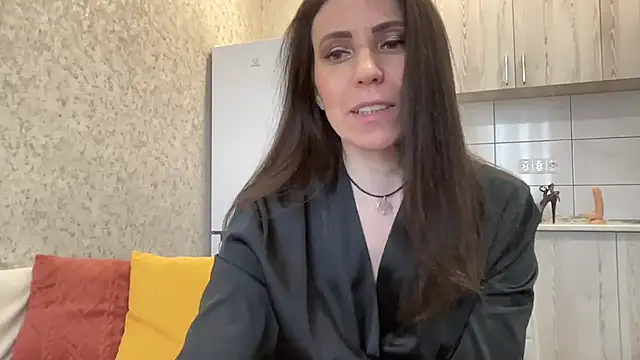 HotyWinter online show from 05/03/26, 07:57