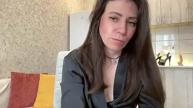 HotyWinter online show from 05/12/26, 04:20