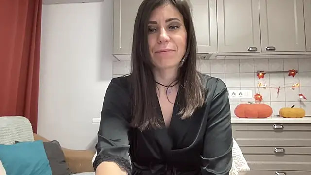 HotyWinter online show from 11/01/25, 04:52