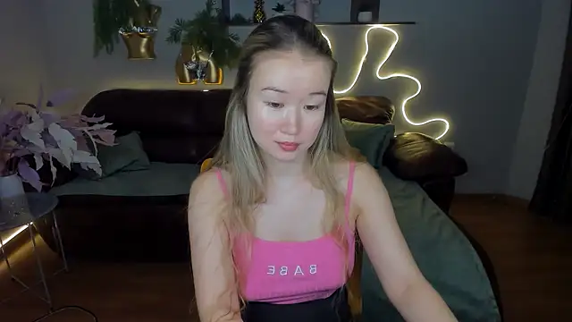 PollyOcean online show from 03/20/25, 10:54